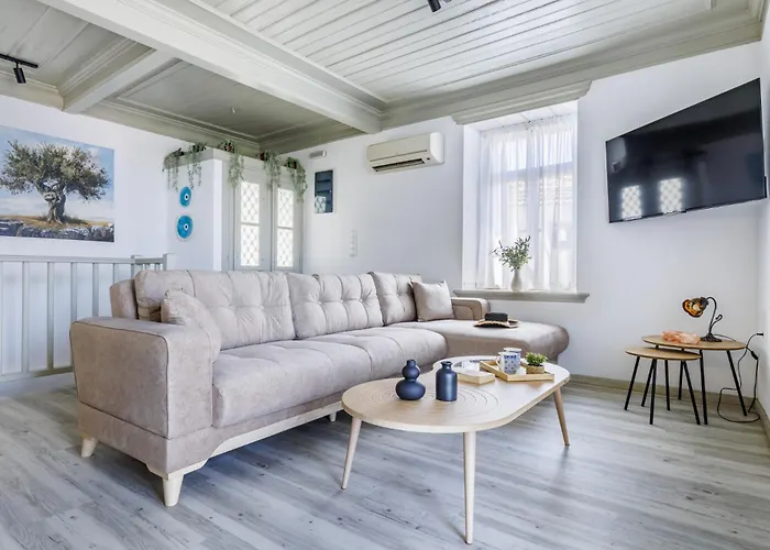 Amorama - Authentic Village In